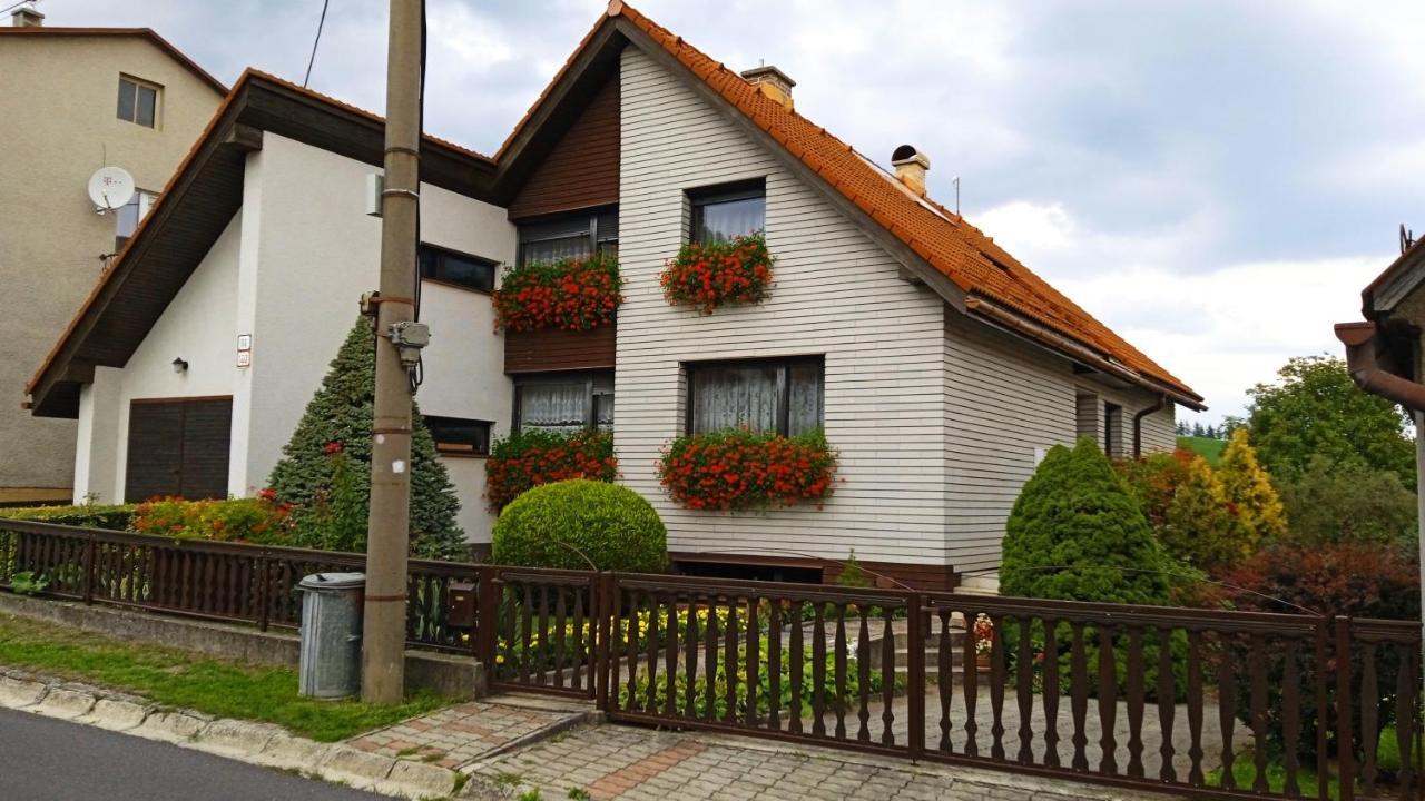 Apartman 6 Km Od Centra Banskej Bystrice Банська Бистриця Екстер'єр фото